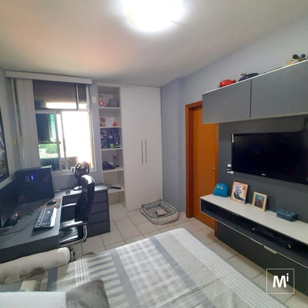 Apartamento no Condomínio Vila Rica