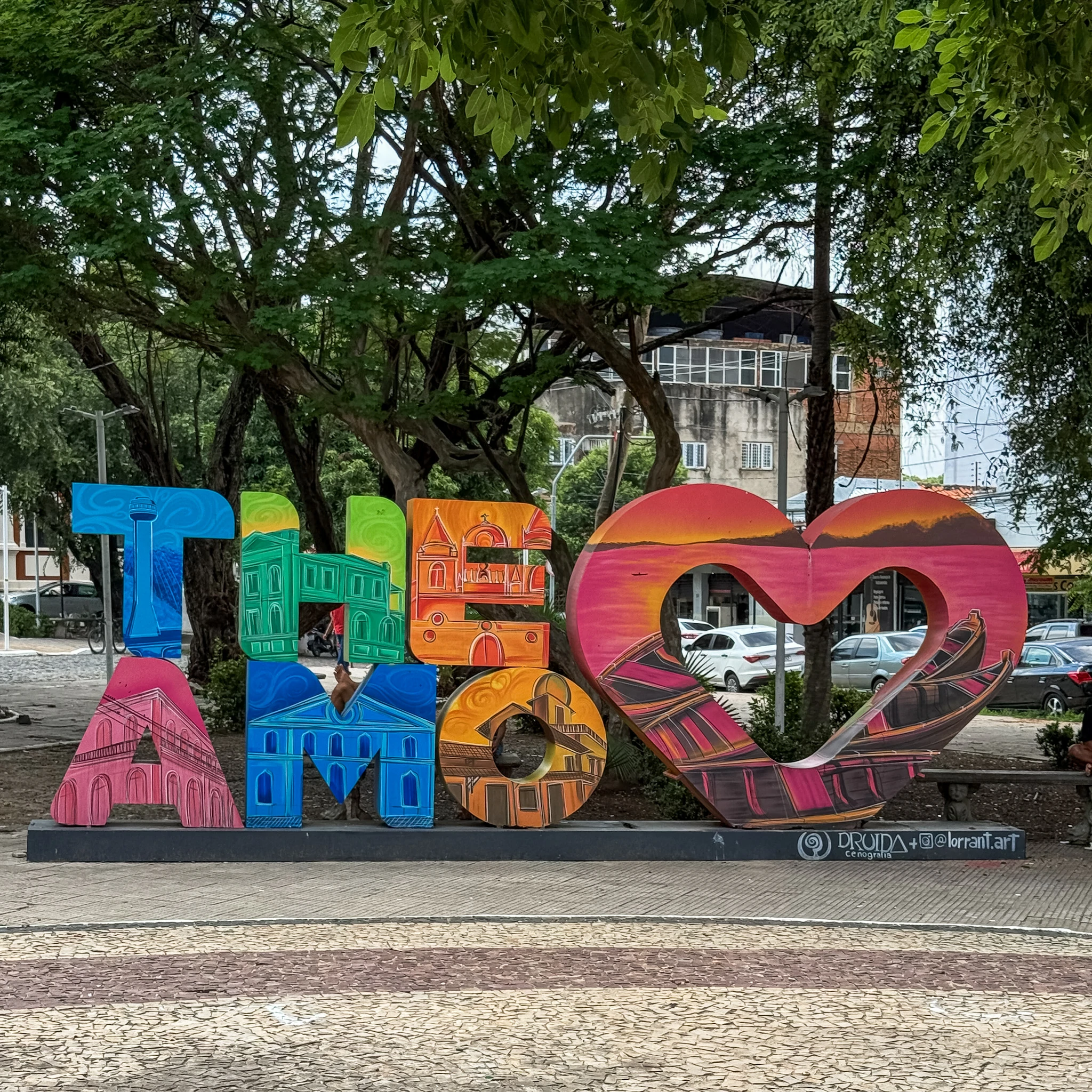 THE AMOR Praça Pedro 2